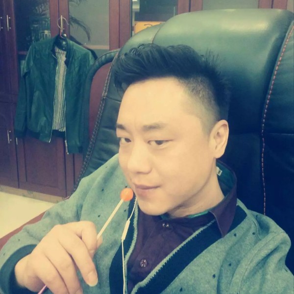 沉默代替遗忘的照片