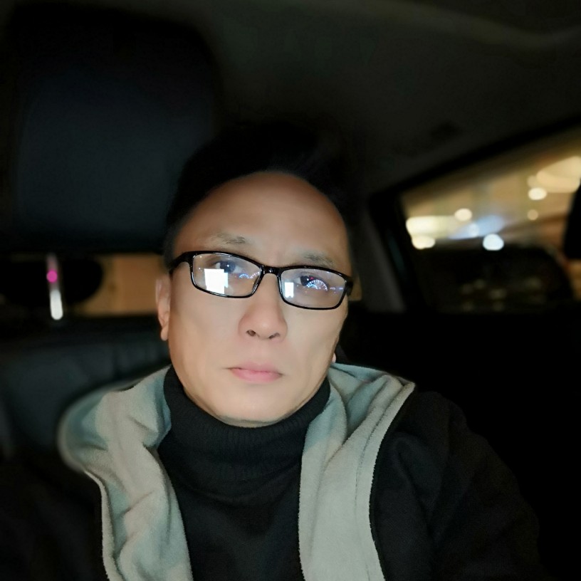 江南樾的照片
