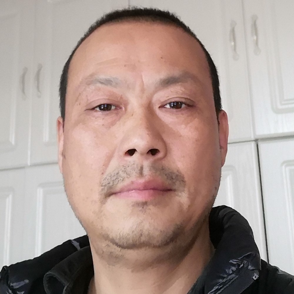 陈刚一身正气的照片