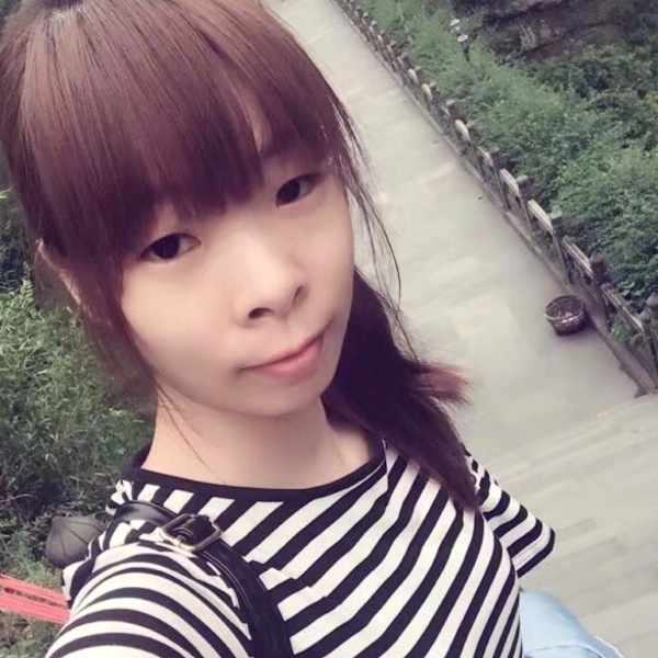 虚心回眸春媱的照片