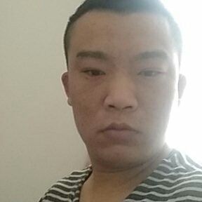 懵懂萝莉的照片