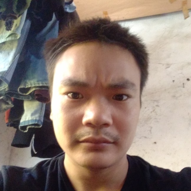 哈哈哈哈看看的照片