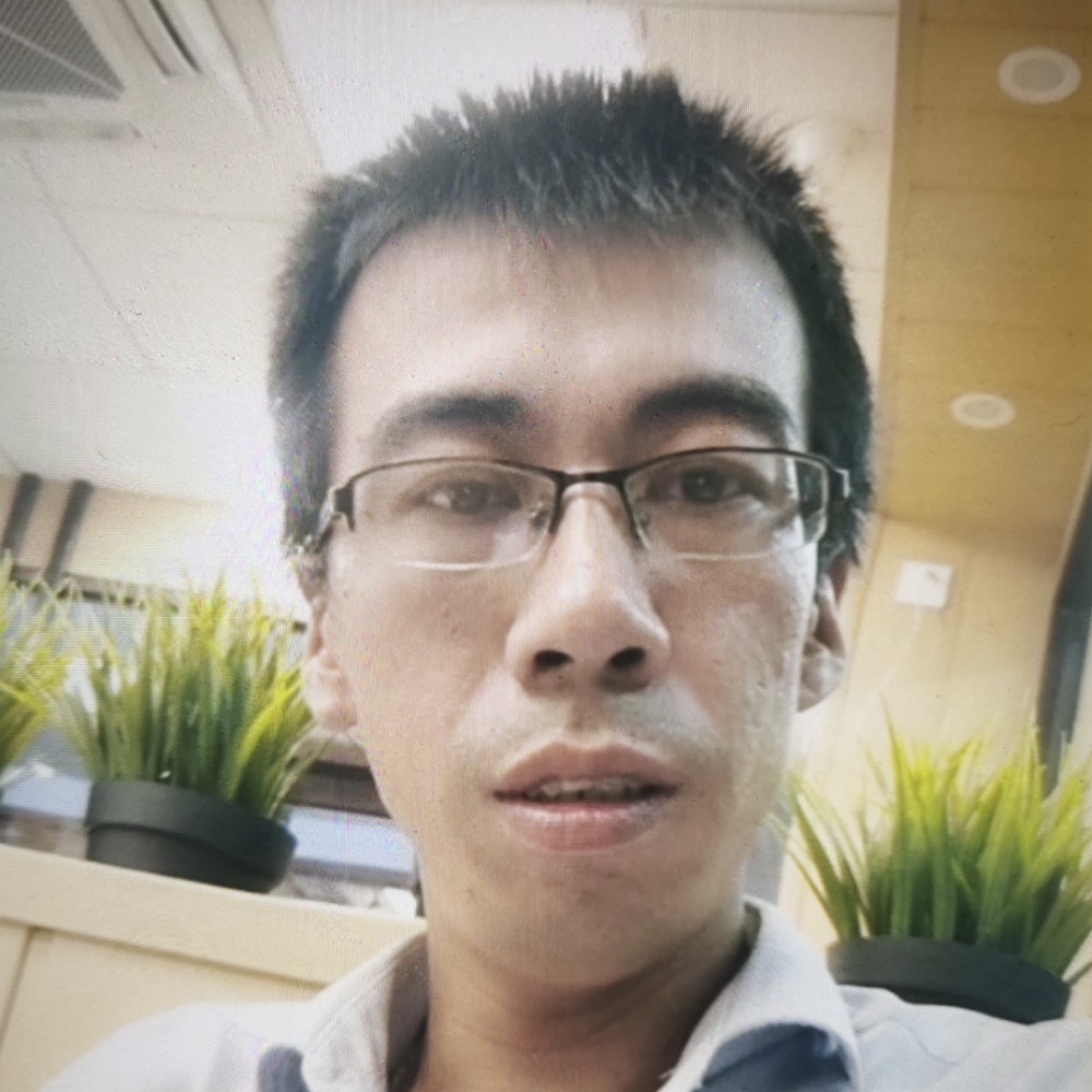 雷雷的春天的照片