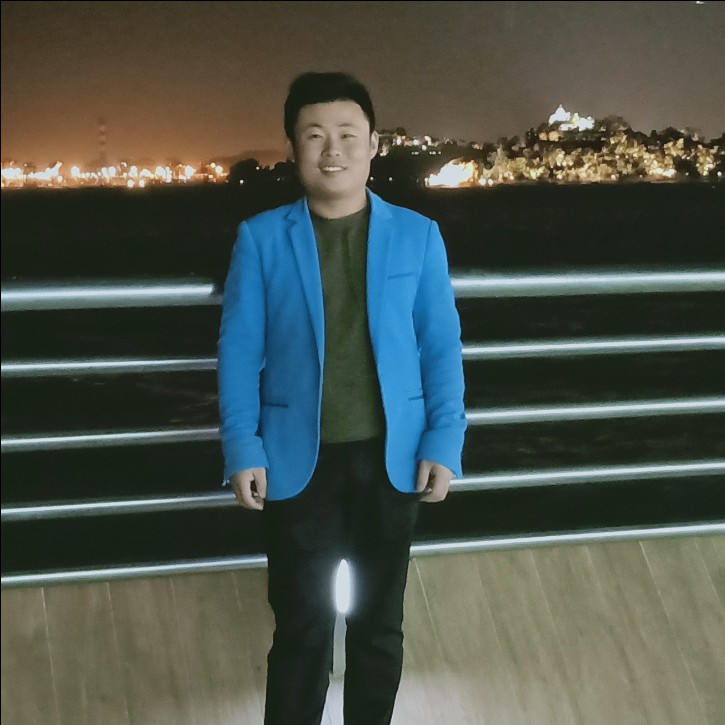 受伤鸡的照片