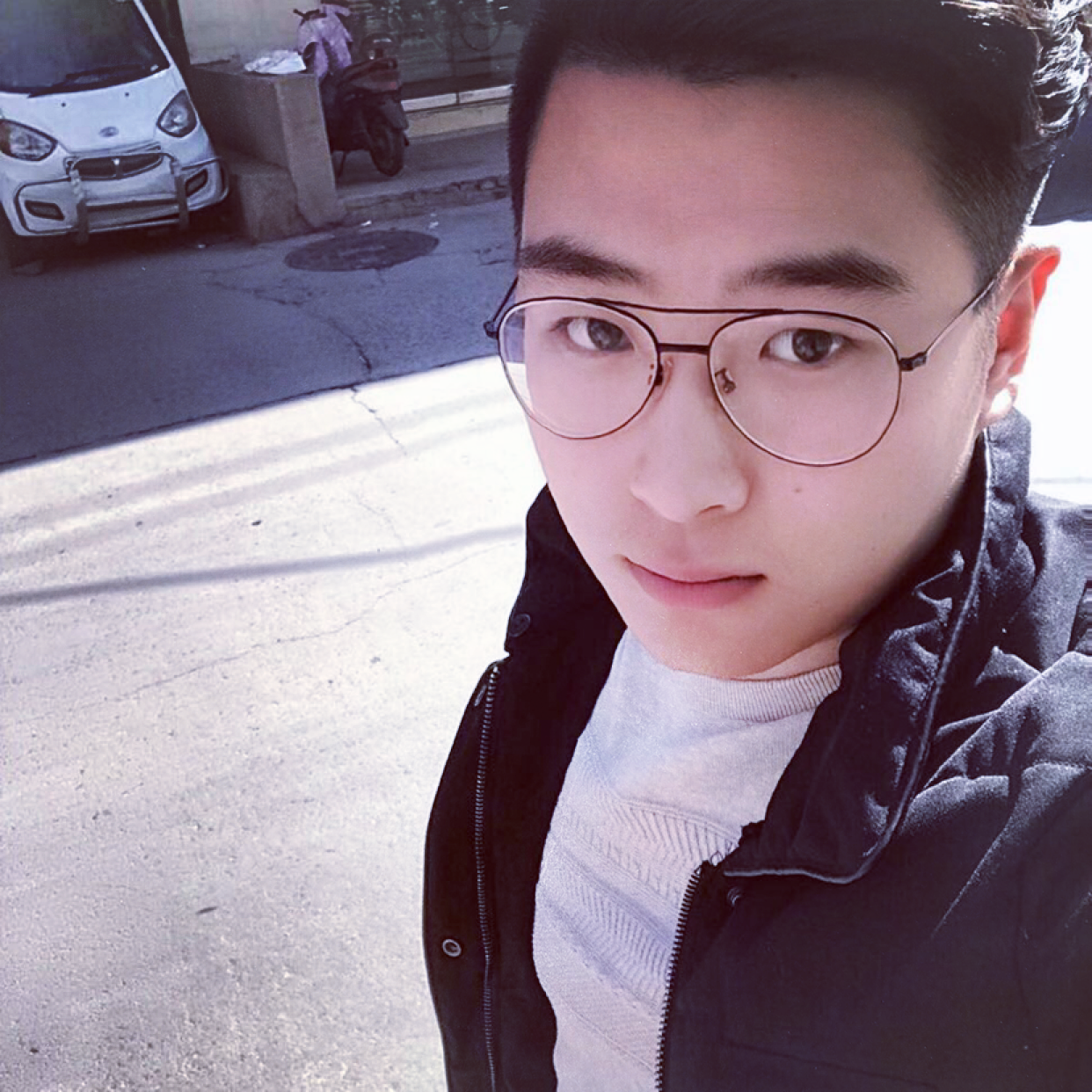 隐忍踢舞蹈的照片