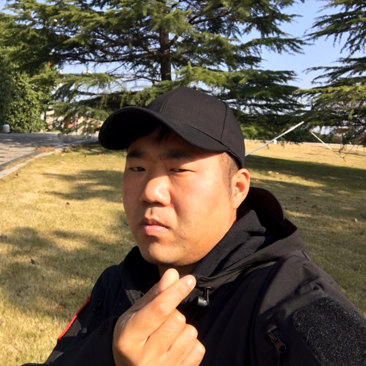 冷傲和陌殇的照片