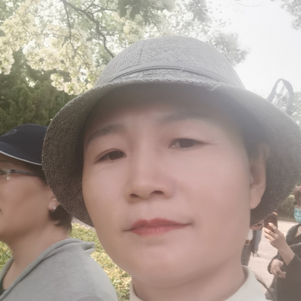 青花爱奋斗的照片
