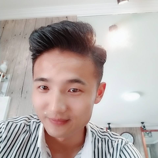 请你帮我取个网名的照片