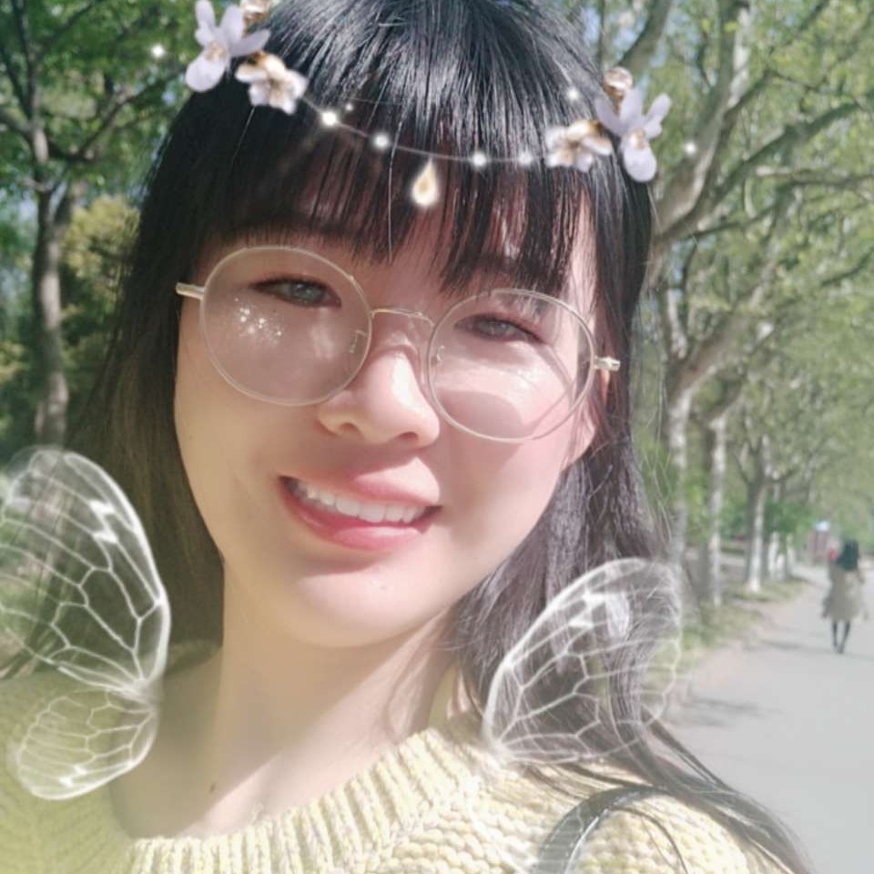 玮玮妹妹的照片