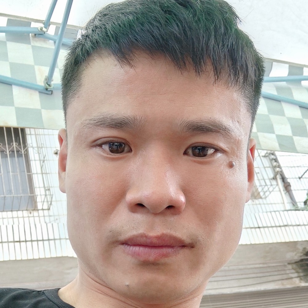 明卫的照片
