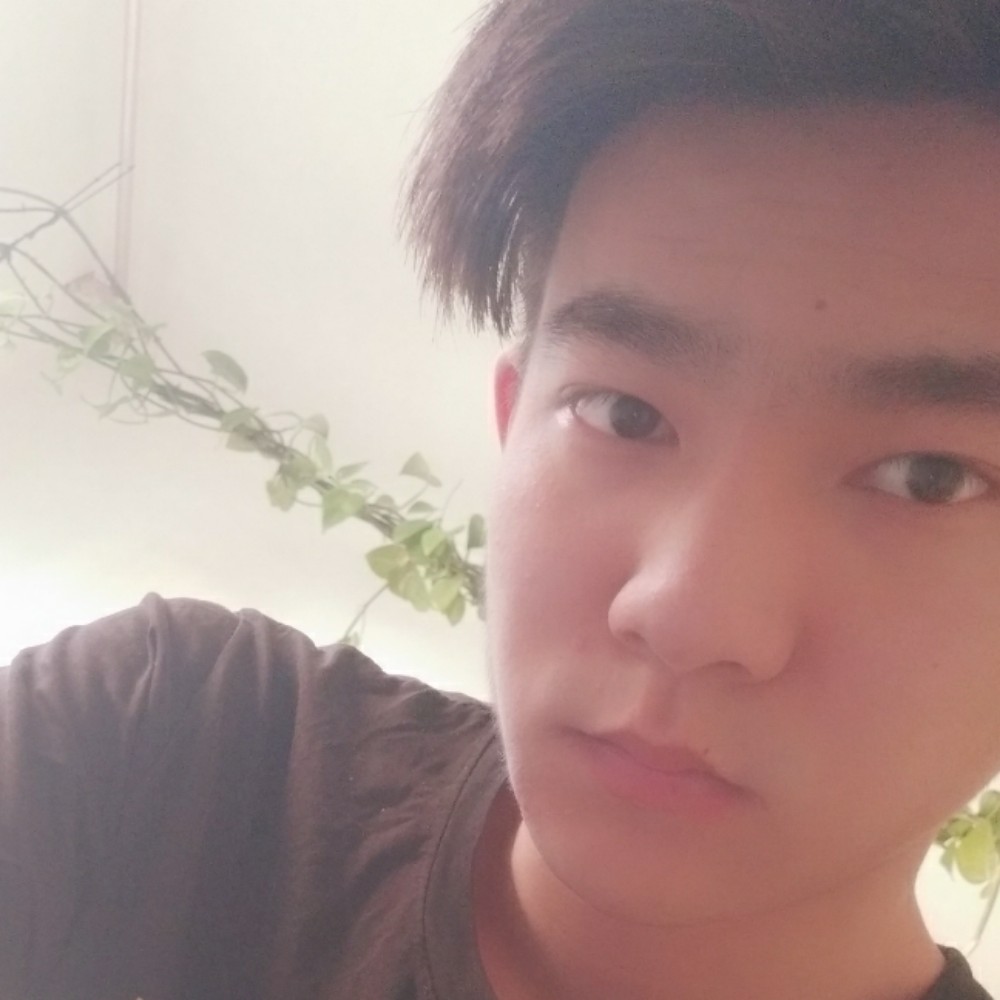 饱满等待浮波的照片