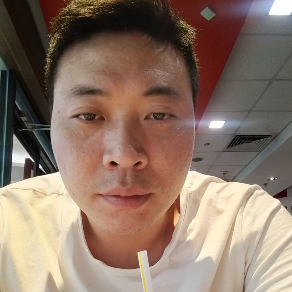 陆则泰的照片