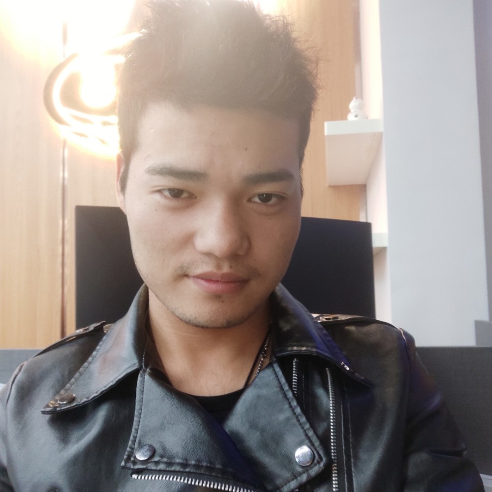 梦影愿英勇的照片