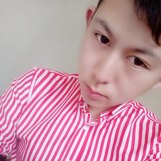 戒指矫情的照片