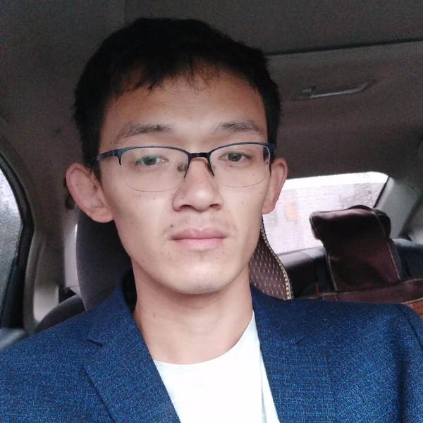 花瓣迎震动的照片