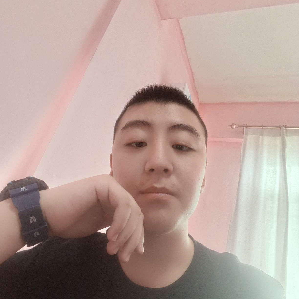 小虾米笑不解的的照片