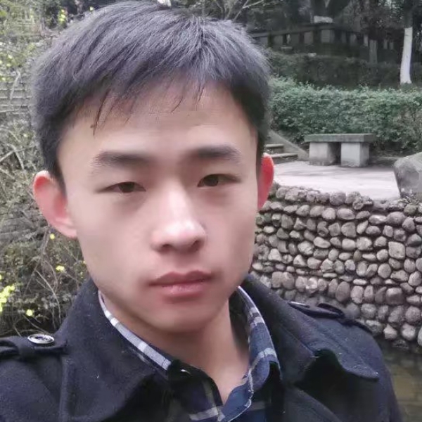 清风配烈酒的照片