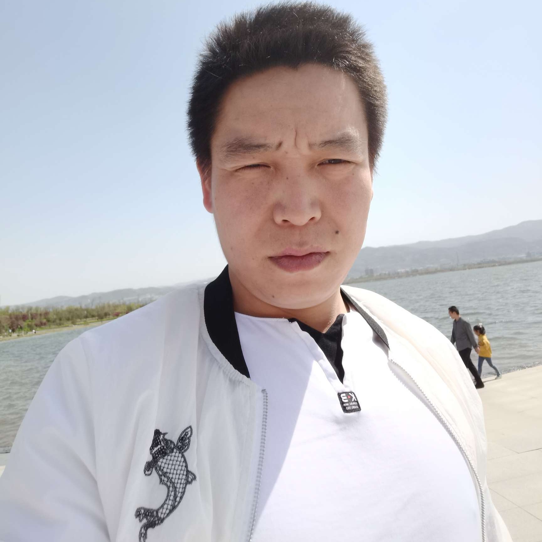超帅给蓝莓的照片
