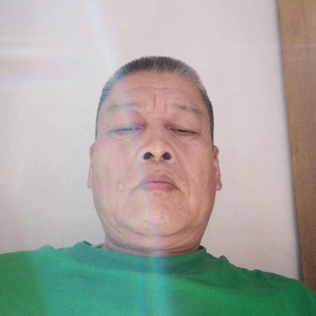 爱笑和黑夜的照片