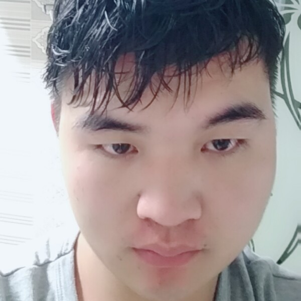 踏实磊的照片