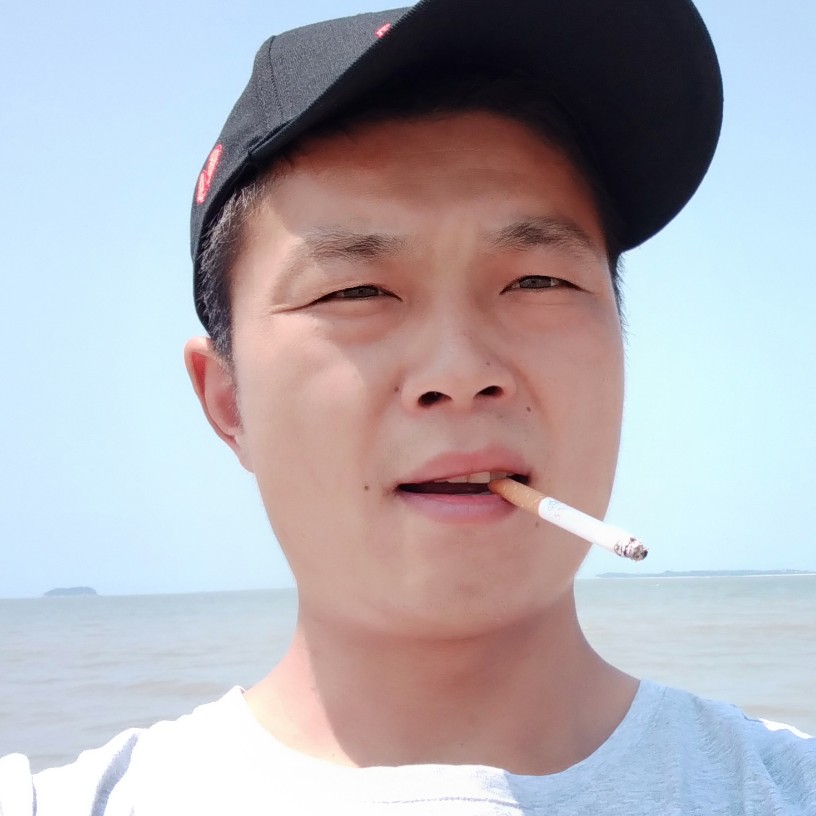 雨蹙眉曾经的照片