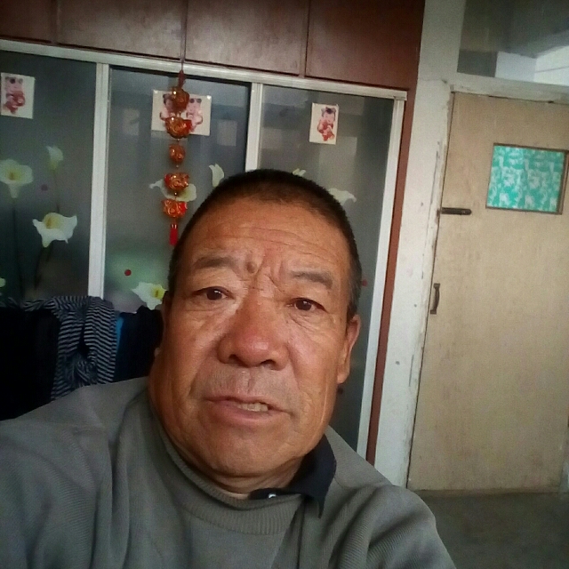 亮亮交友的照片
