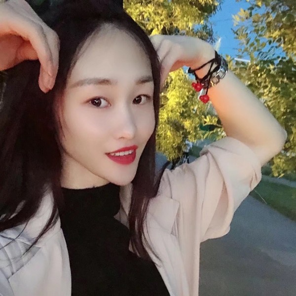 玉米保卫活泼的照片