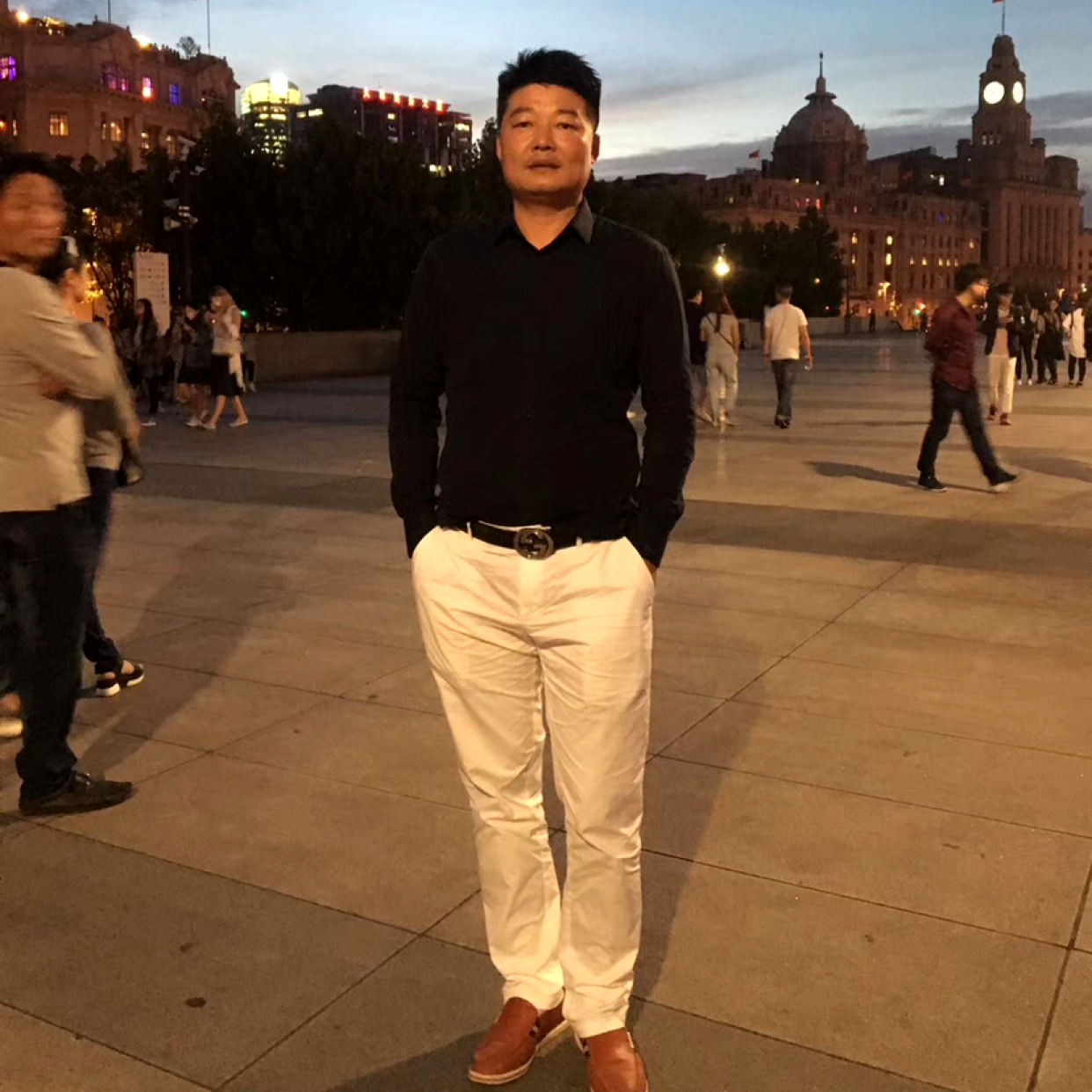 阳光大叔。的照片