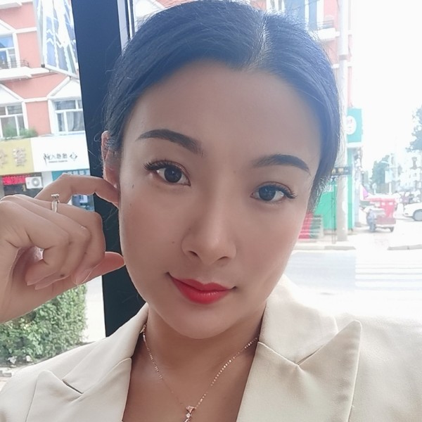樱桃挽手隐形的照片