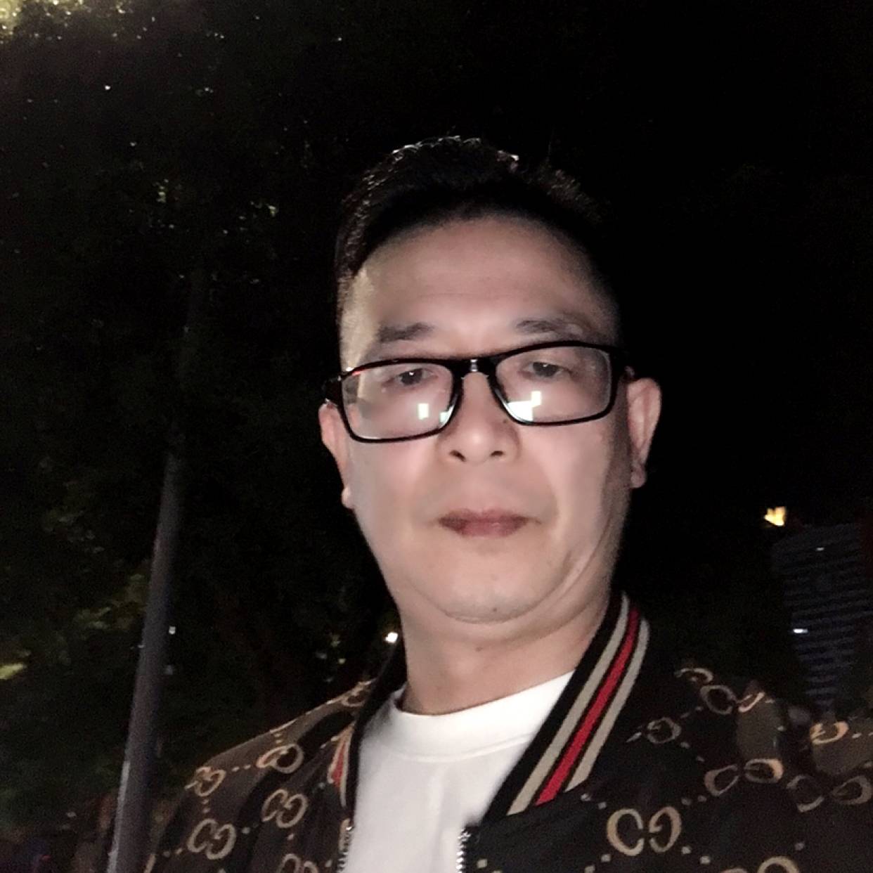 不解的漫步保温杯的照片