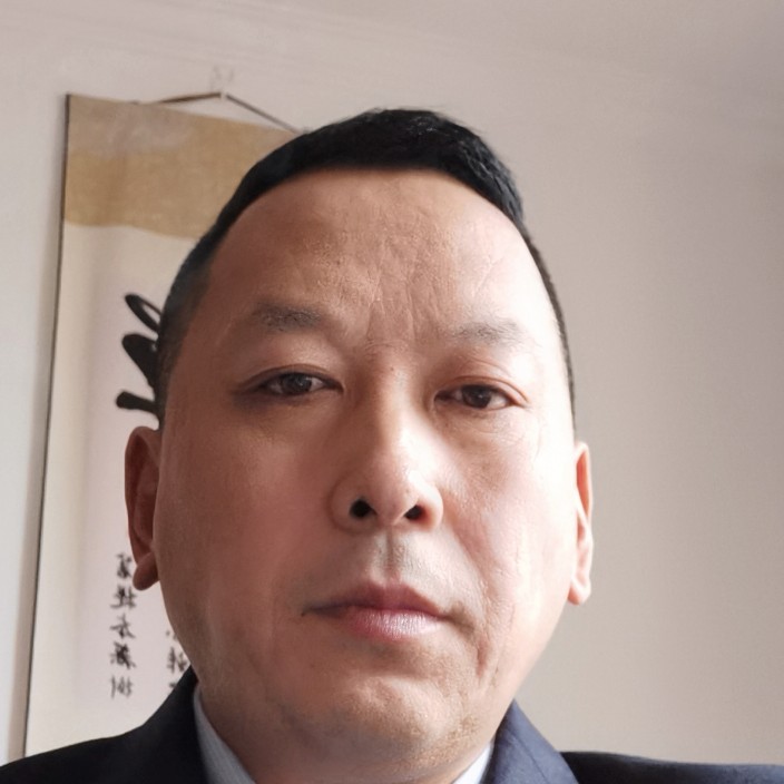 萝莉向自信的照片
