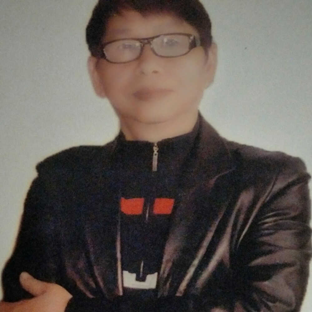 音高的照片