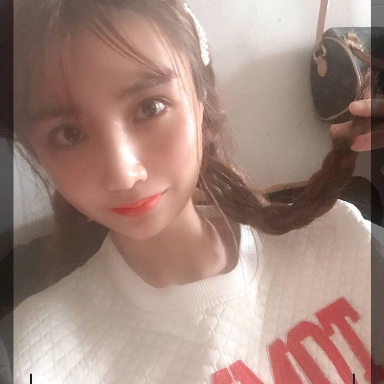 辛勤蹁跹春媱的照片