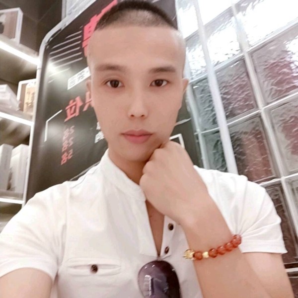 红尘犯醉的照片