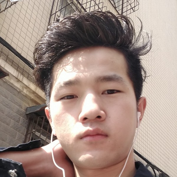 百里无邪的照片