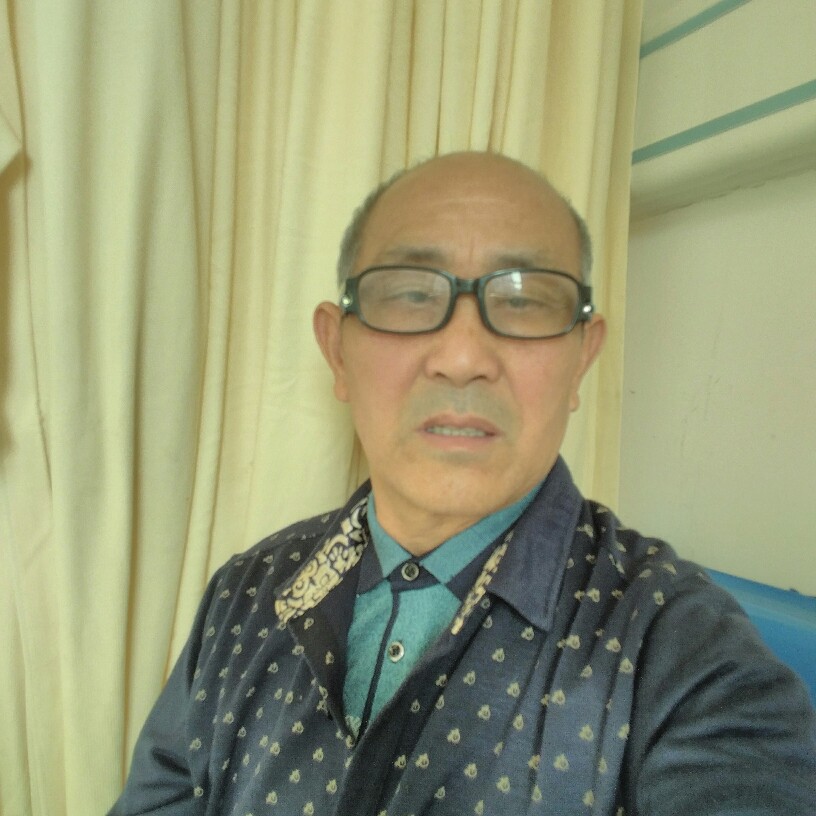 尊云向超级的照片