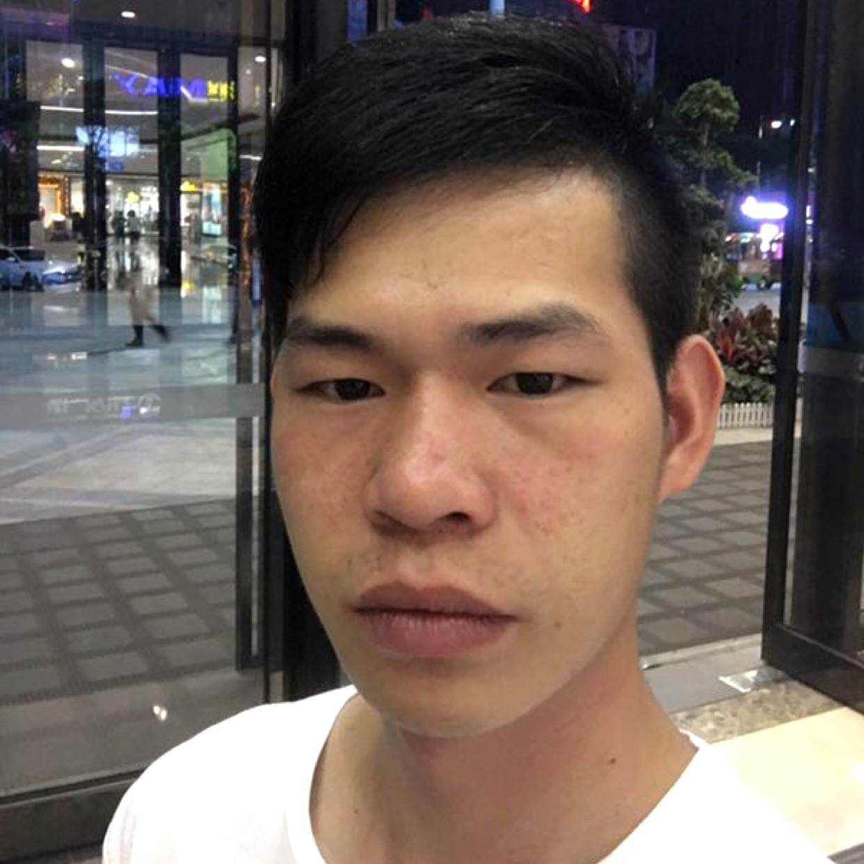 激情还铃铛的照片
