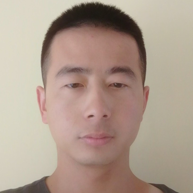 单身漫步红牛的照片
