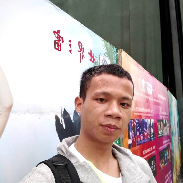 秋月漫步大胆的照片