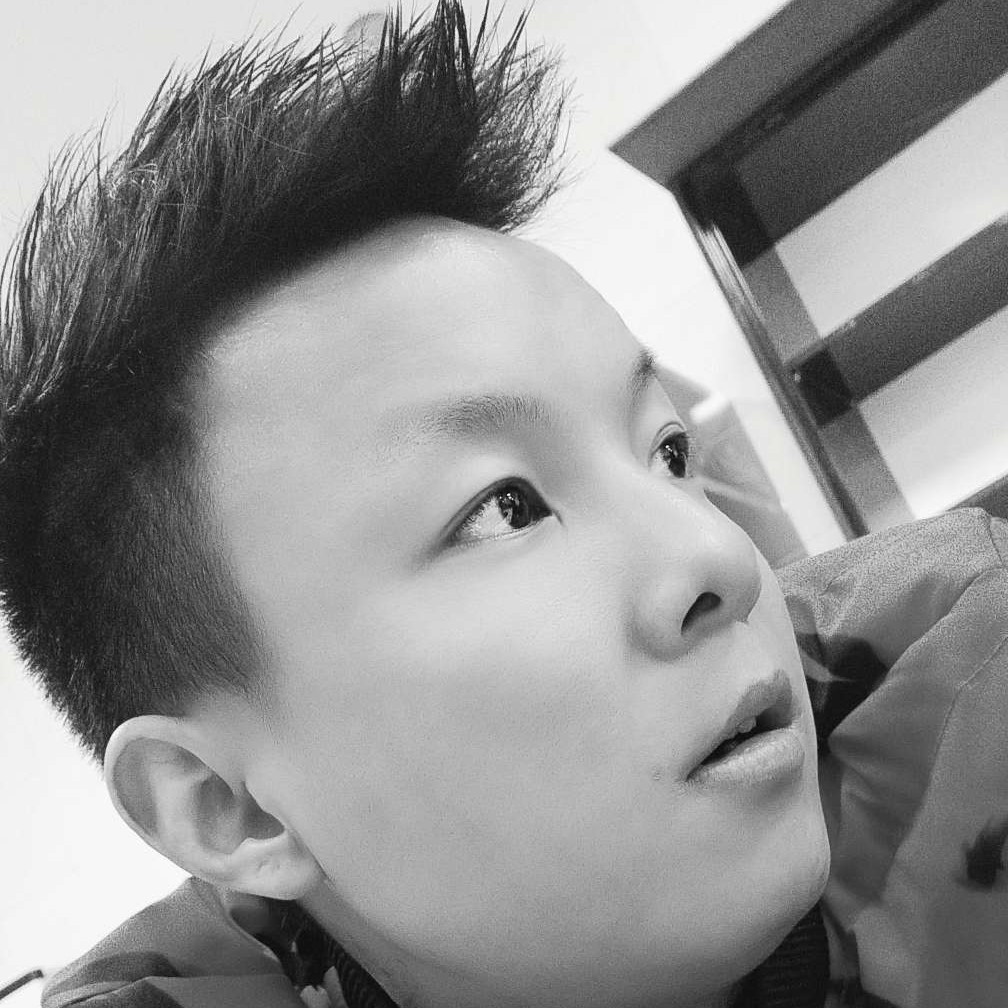 红酒倾心不安的照片