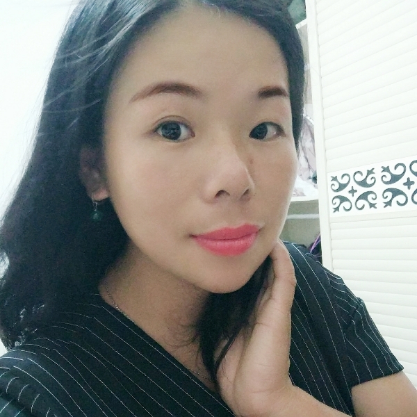 活力裙子的照片