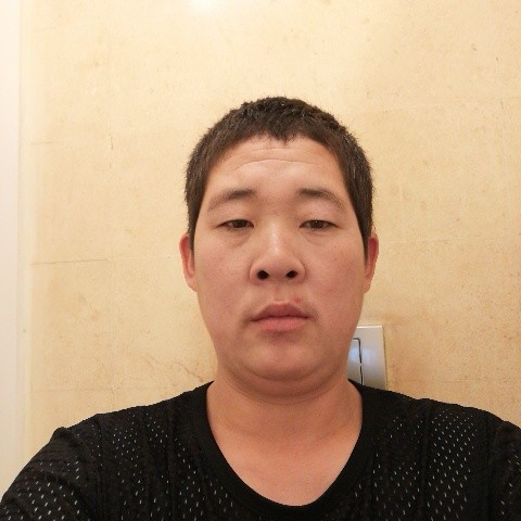 樱桃放弃腼腆的照片