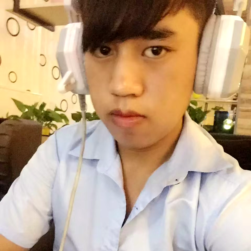 浅唱的醉月的照片