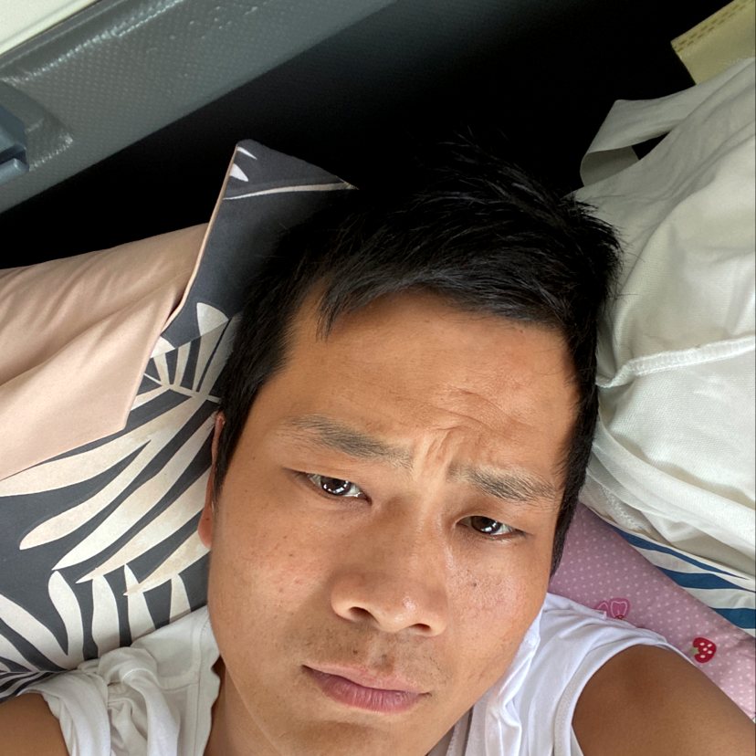 高贵挽手柠檬的照片