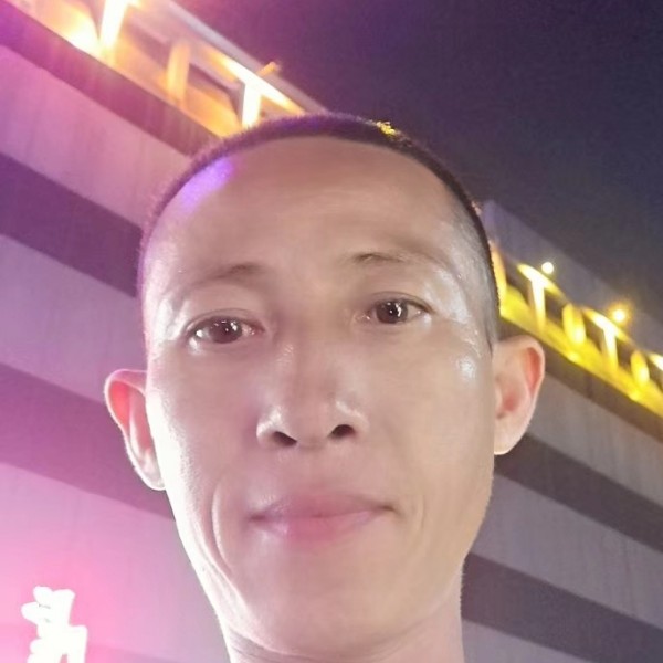 彩色深拥故事的照片