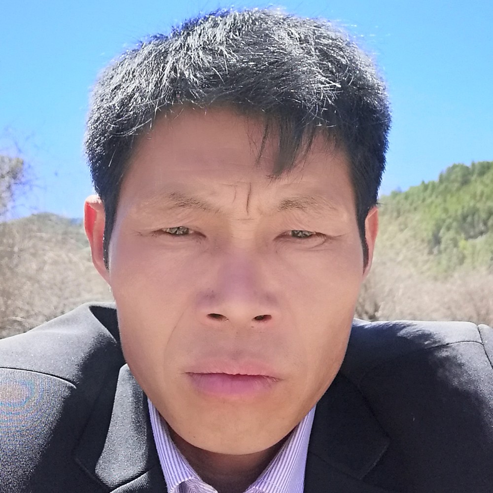 曾传奇的照片