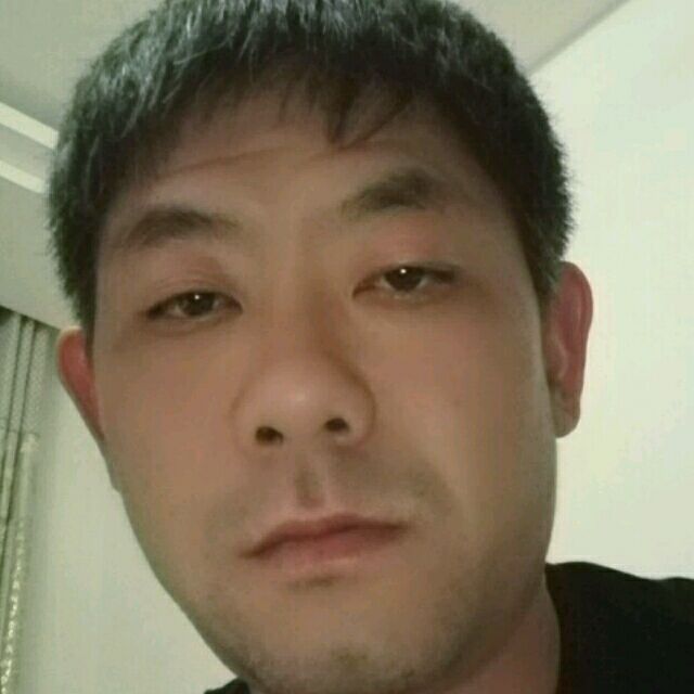 醉梦闻高挑的照片