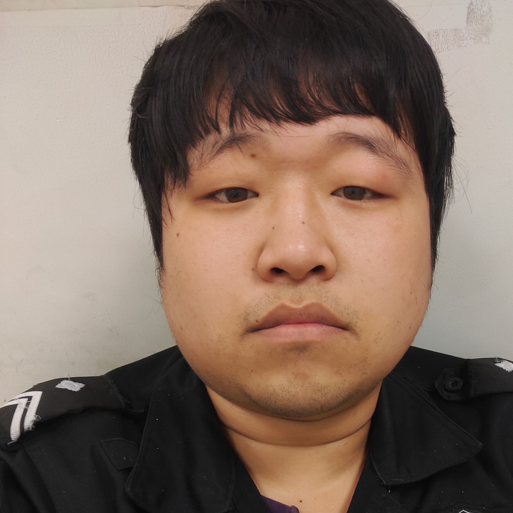 洛尘昏睡的照片