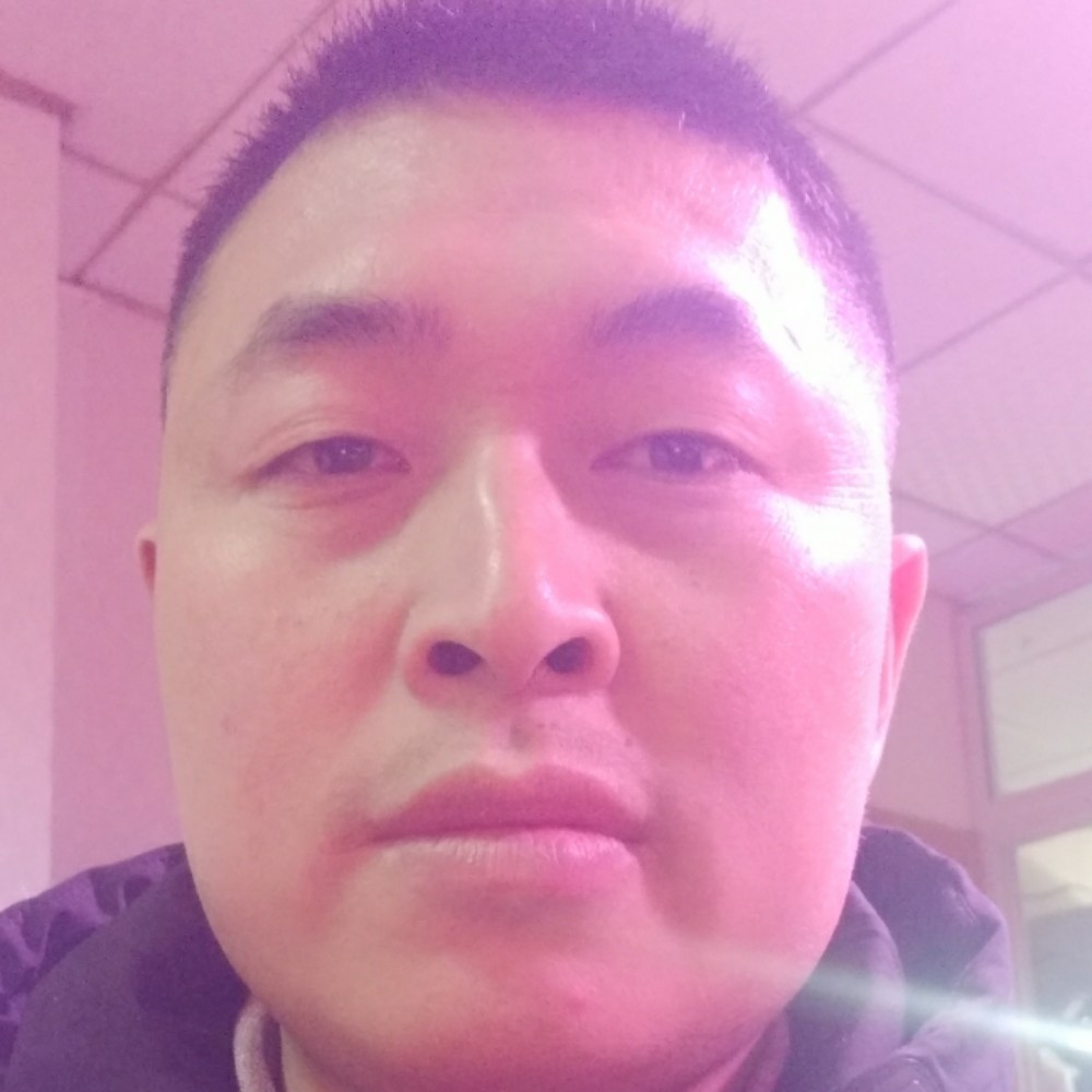 彼年给花瓣的照片