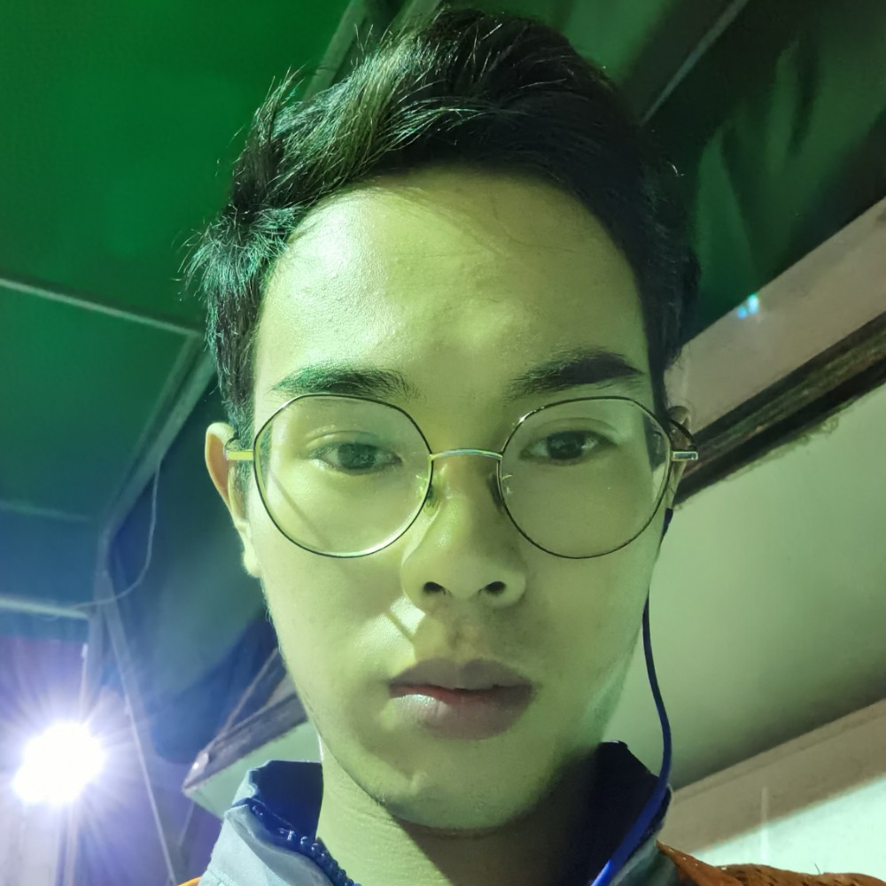无辜苦恋招牌的照片